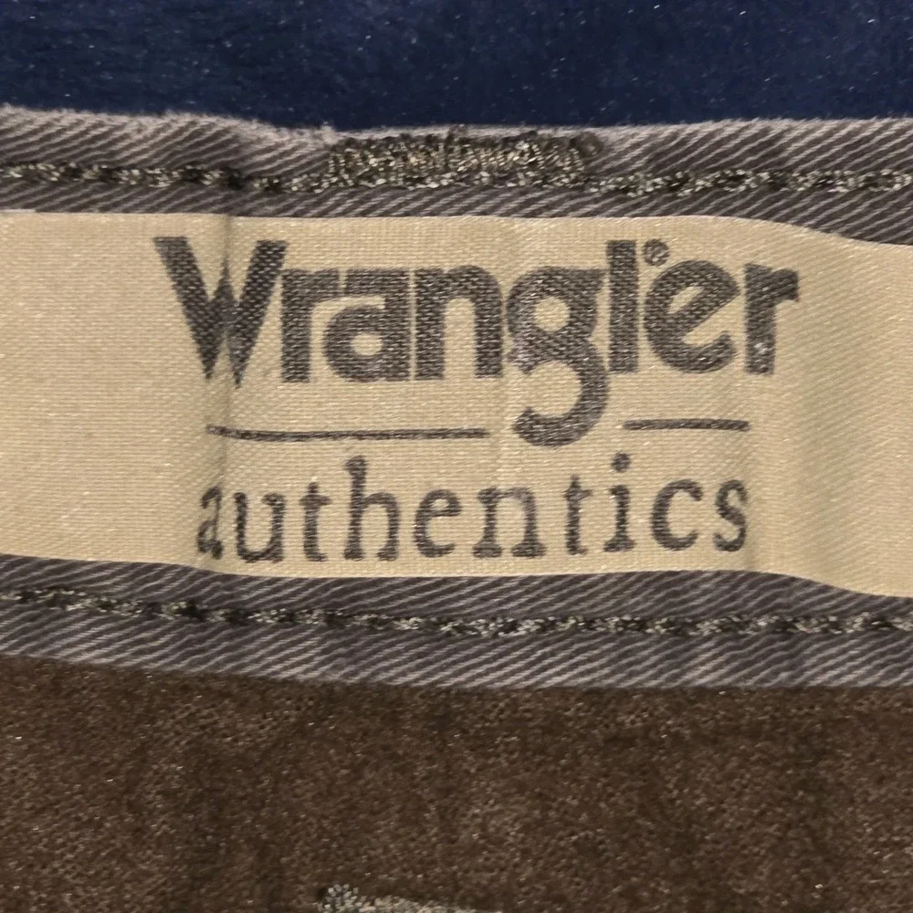 Wrangler Authentics Men's 36‎ X 30 (36x28) Fleece Lined Gray Cargo Pants